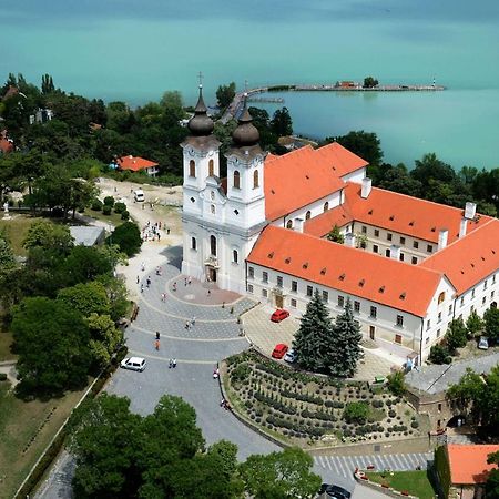 Napkelte Apartman Tihany Exterior foto